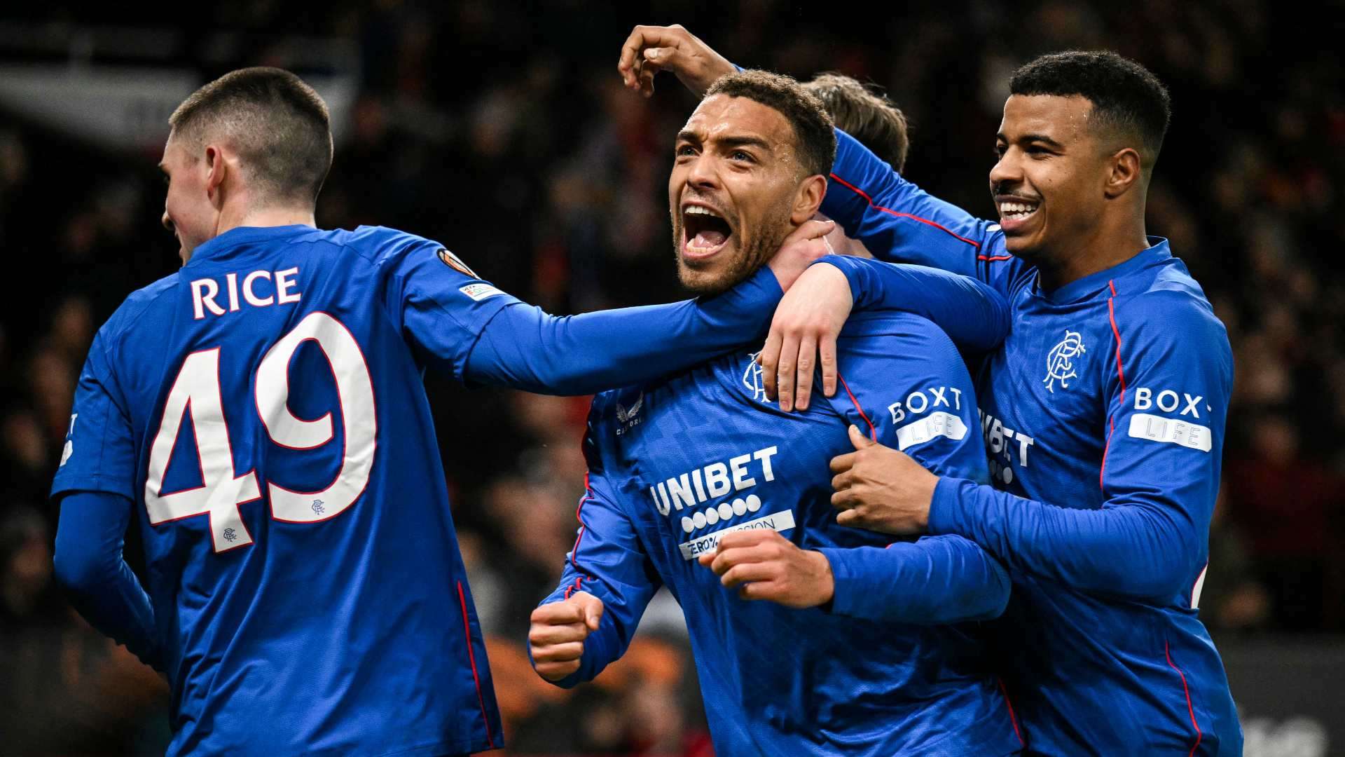 青春抱以熱 青春抱以熱